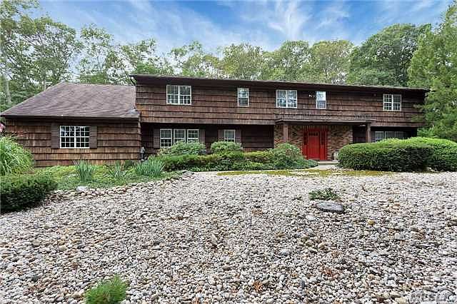 1st image of 7 Midvale Ct