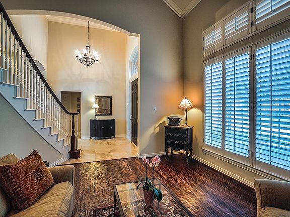5th image of 5813 Kingsbrook Dr