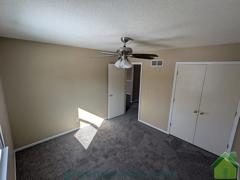 8917 Haskins St — Photo 11