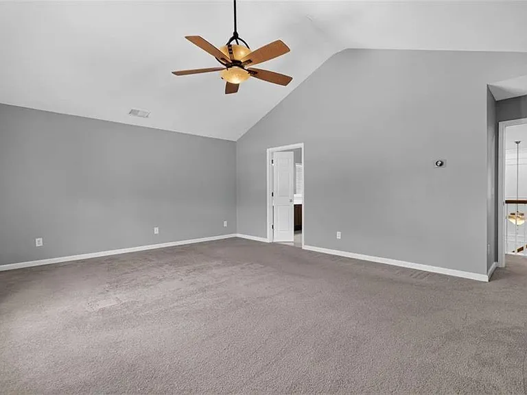 153 Fitzroy Ln — Photo 38