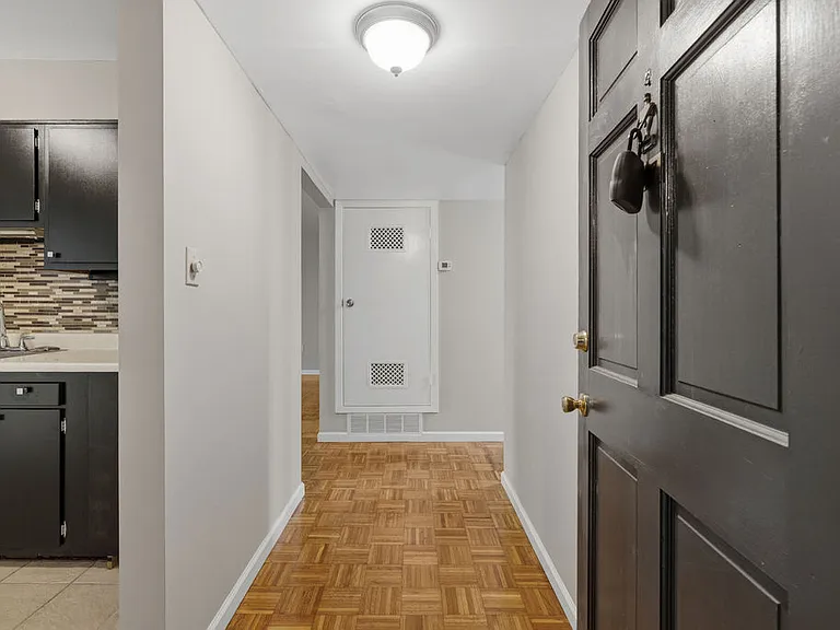 3636 Taliluna Ave #527 — Photo 5