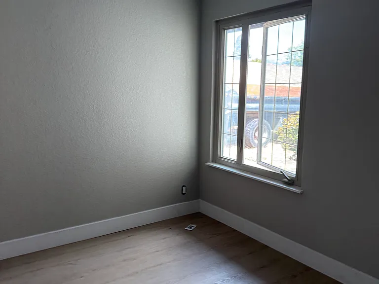 1573 Redfield Ct — Photo 25
