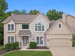 15522 Beverly Ct, Overland Park, KS 66223