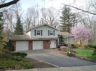 93 Harrison Rd, Wayne, NJ 07470