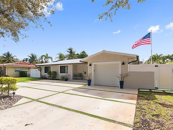 2nd image of 6791 Parkinsonia Dr