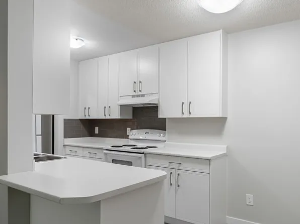 1916 McCallum Rd, Abbotsford, BC V2S 3M8