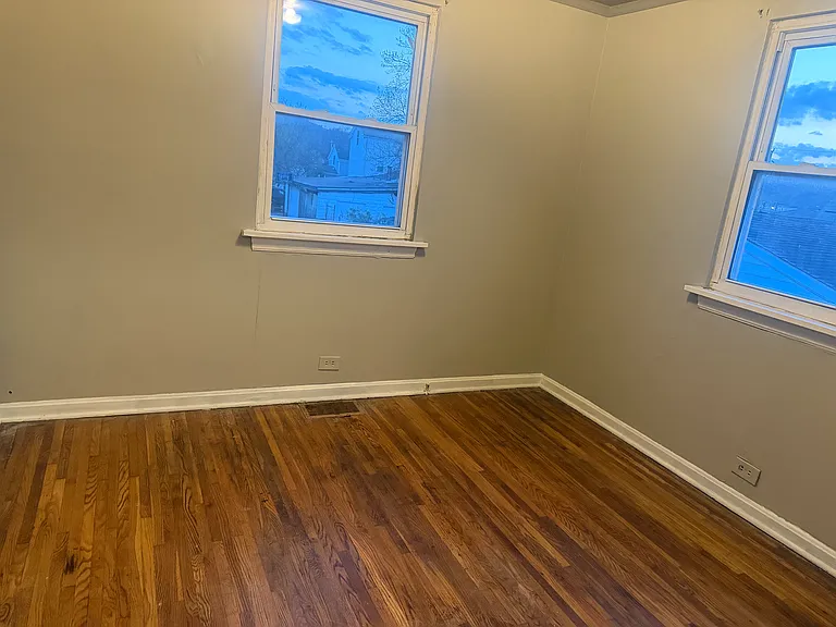822 Oak St #1 — Photo 3