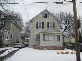 28 Stanton St, Rochester, NY 14611