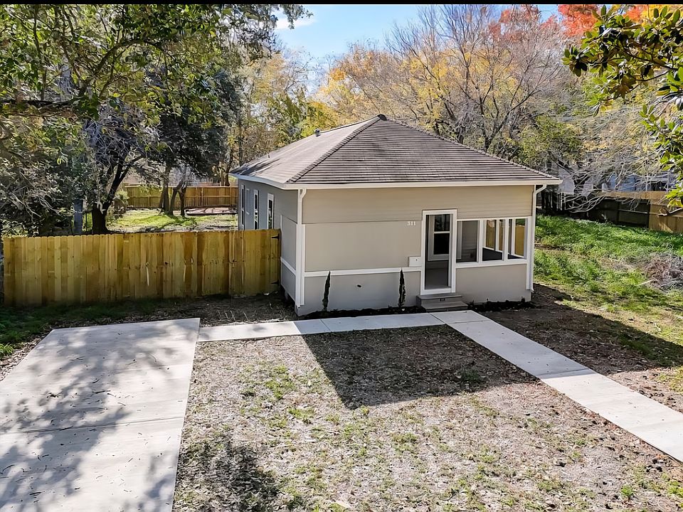 1st image of 311 7th Ave N