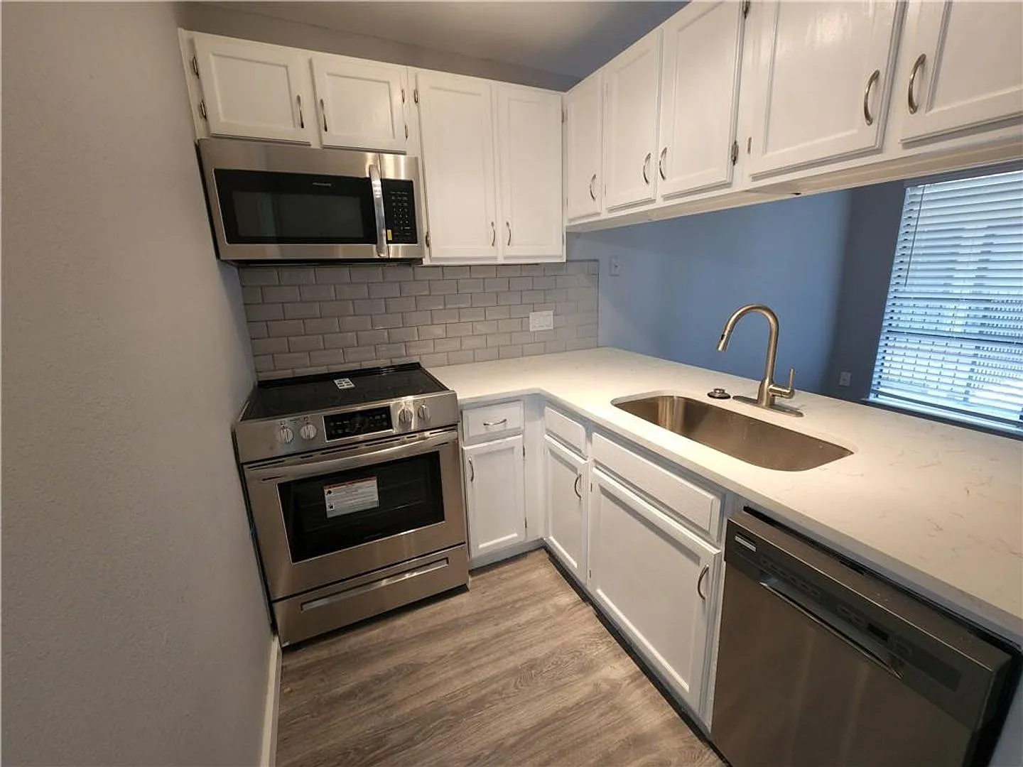 2815 Rio Grande #215 — Photo 4