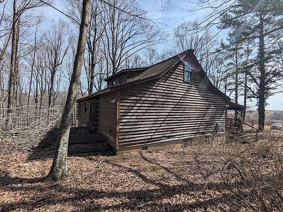 3rd image of 1704 Coles Knob Rd NE