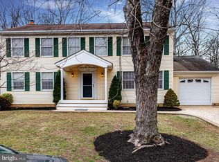 118 Applegate Dr, Sterling, VA 20164