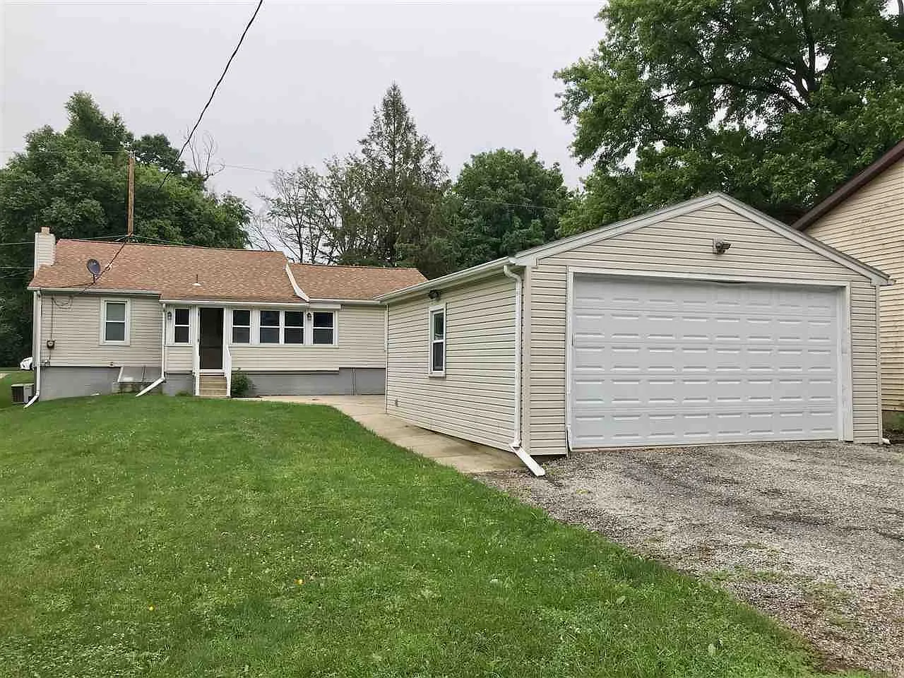 108 N Creamery St photo 1