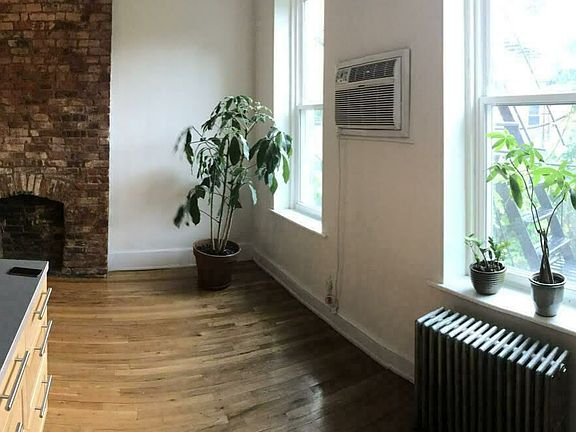 5th image of 476 Sackett St #1