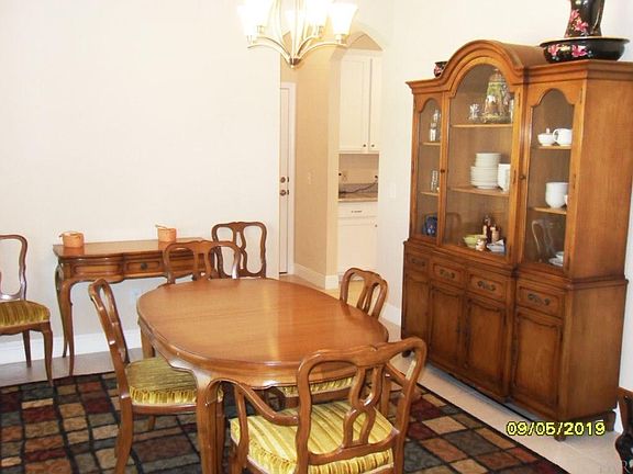 4th image of 5944 Alder Ave