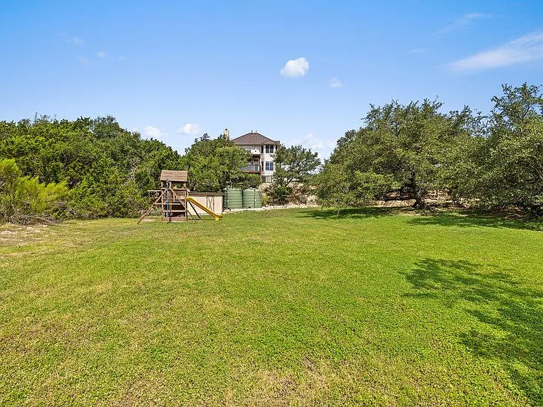 17133 Majestic Ridge Rd — Photo 36