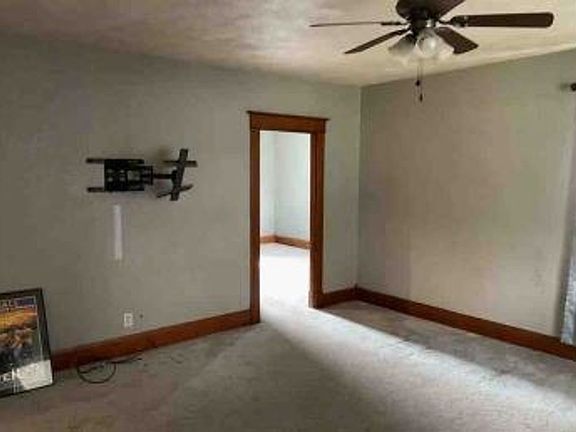 Additional Living Room