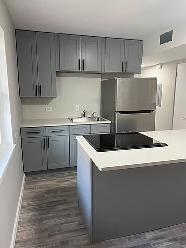 124 Douglas Ave #4 Photo 1