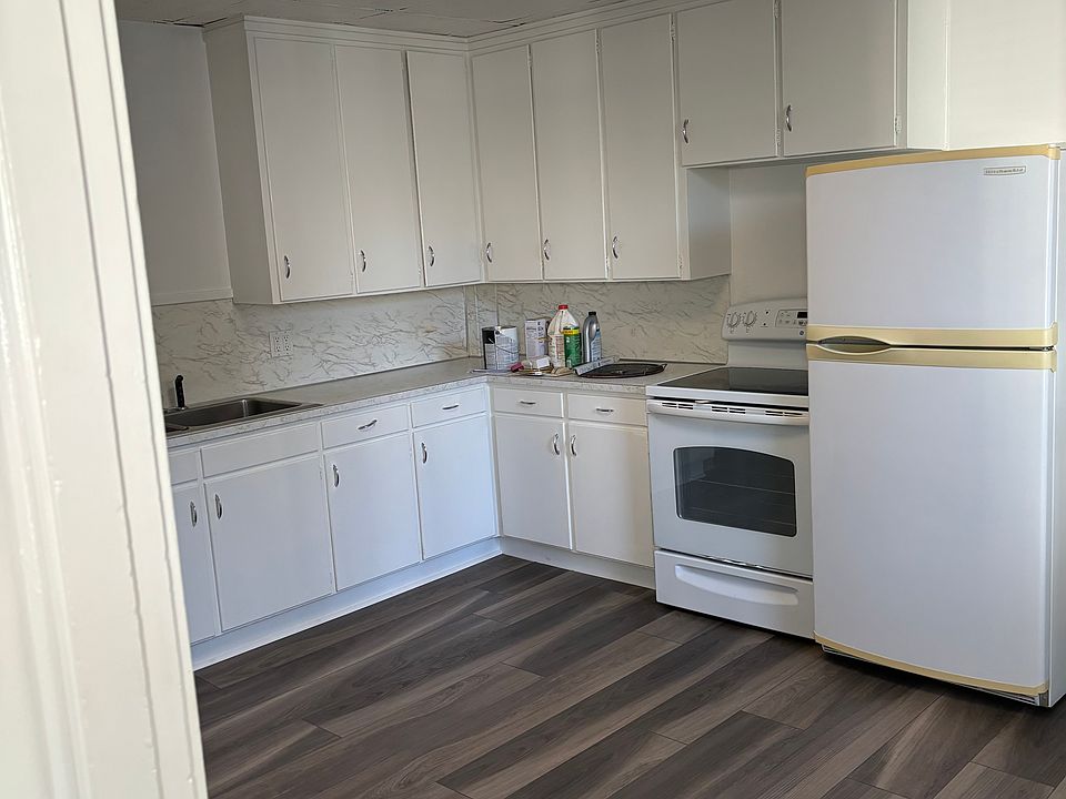 New floor in kitchen