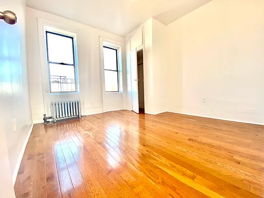 Rented by Dugri Real Estate  | media 6