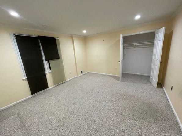 10 Kaywood Ct #Basement