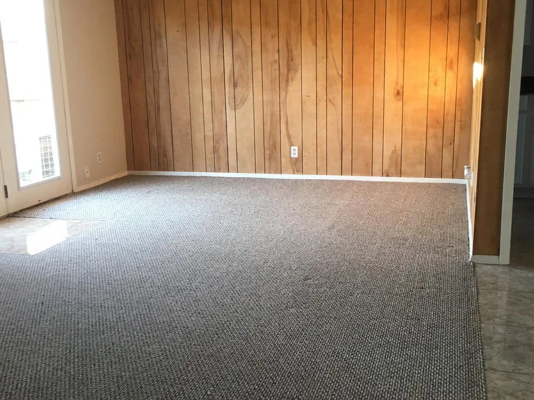 4584 Mistletoe Dr — Photo 8