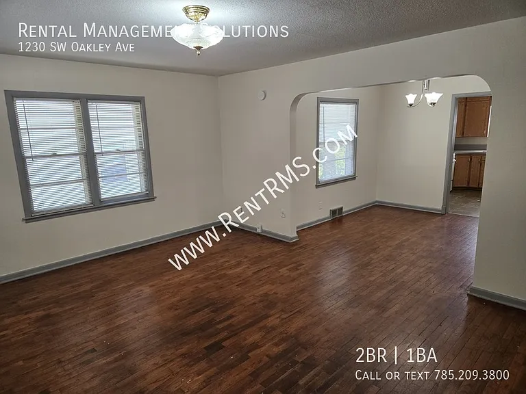 1230 SW Oakley Ave — Photo 5