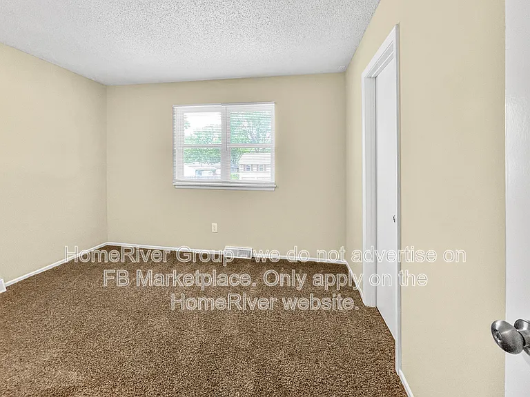 2720 NW Castle Dr — Photo 10