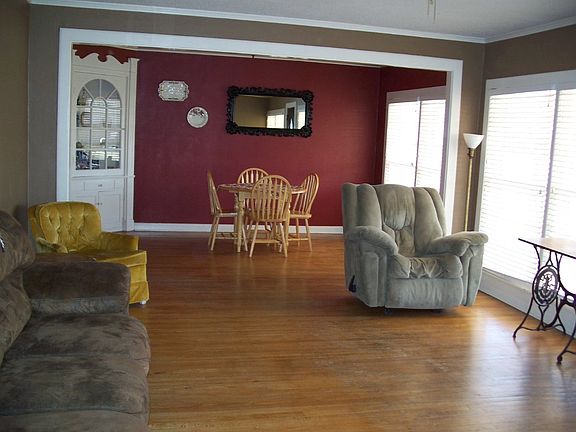 2nd image of 3314 Cumberland Ave