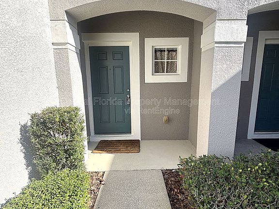 2nd image of 2169 Brancaster Cir #1