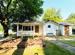 3230 W Shoreline Dr, Columbia City, IN