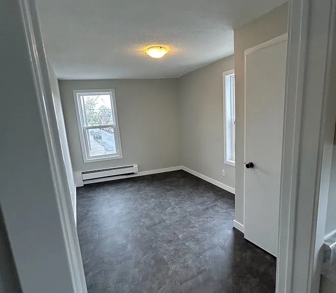 88 Uxbridge Ave #A — Photo 5