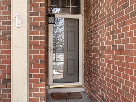 3rd image of 4105 N Grande Way