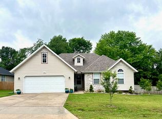 1727 S Burks Ave, Springfield, MO 65807