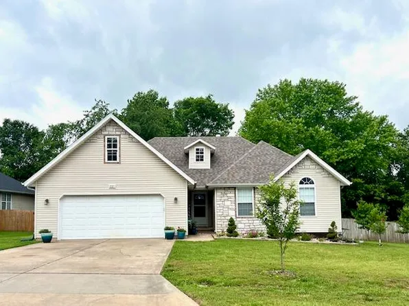 1727 S Burks Avenue, Springfield, MO 65807