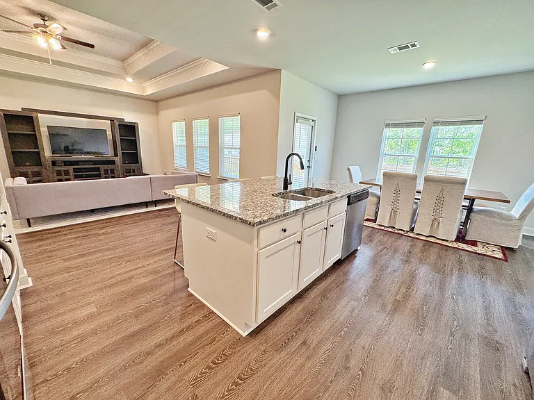 3017 Dowington Dr — Photo 19