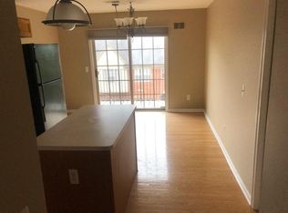 39477 Springwater Dr #39, Northville, MI