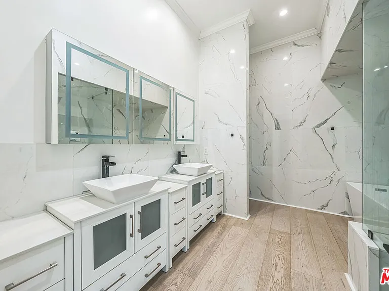 4576 Martson Dr — Photo 19