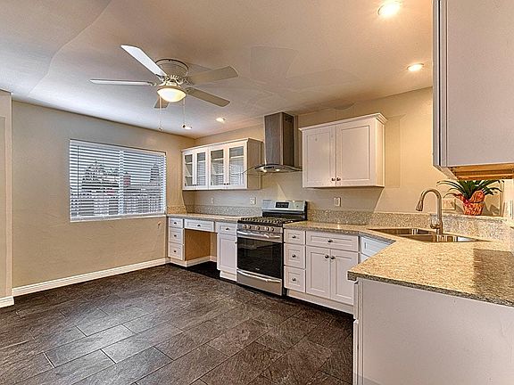 2nd image of 10274 Mina Ave