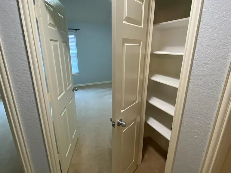 2508 Canyon Bay — Photo 28