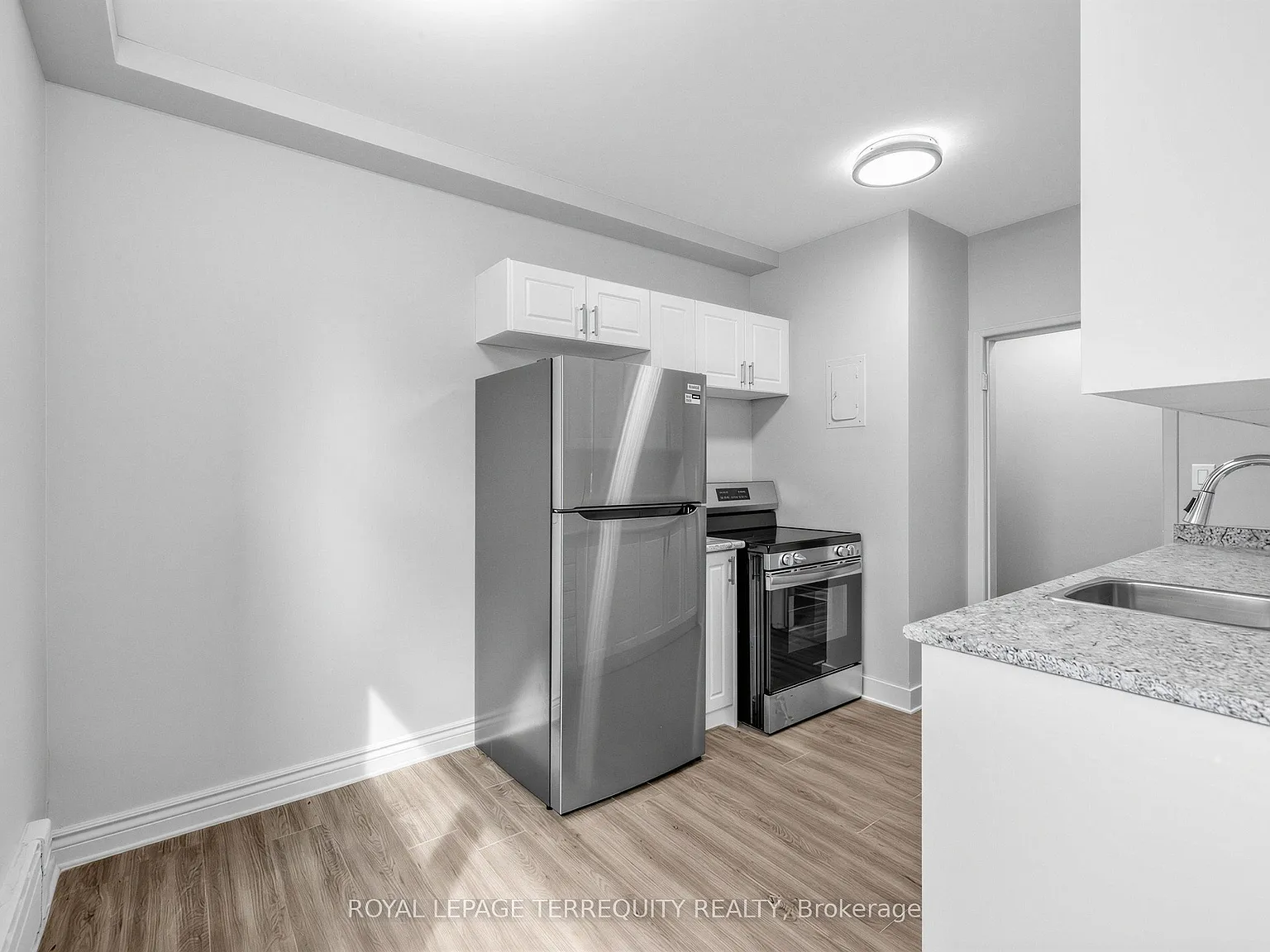 2 bed, $2,200 — Photo 4