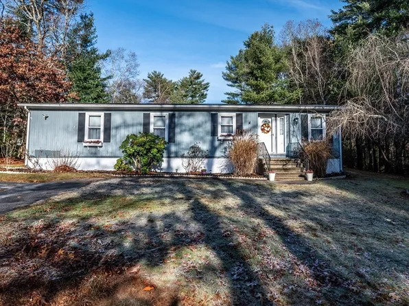 1 Oldfield Dr, Kingston, MA 02364