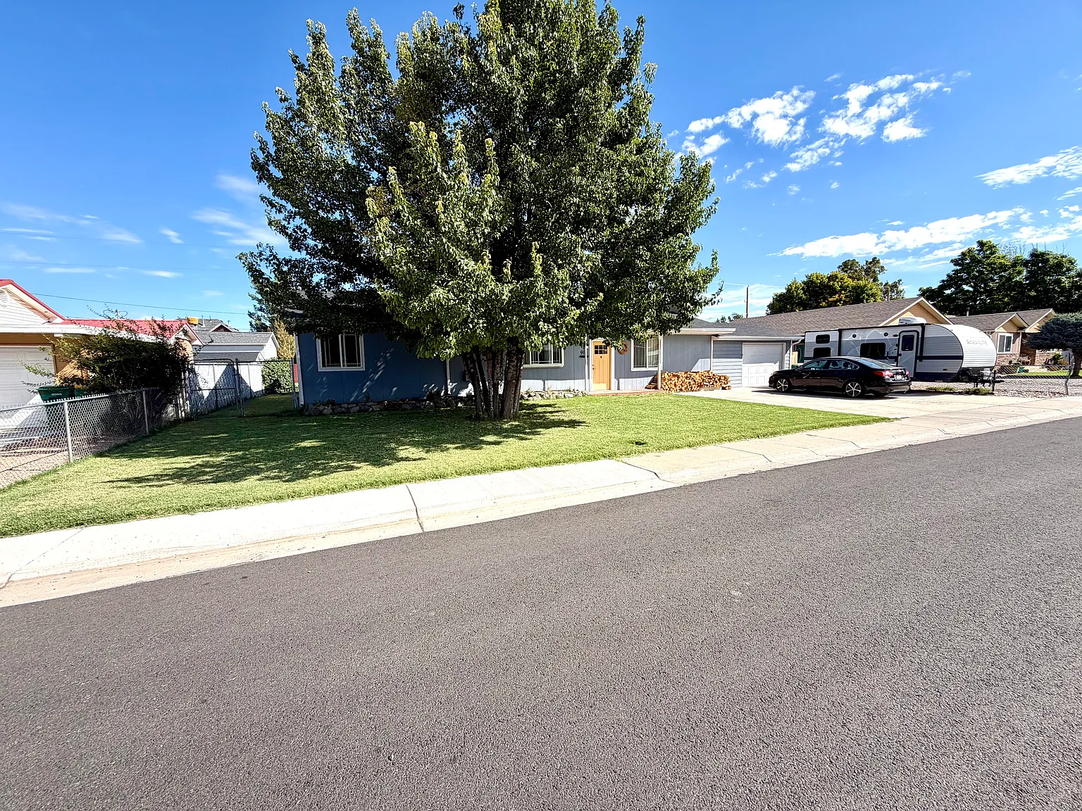 4 bed, 2306 sqft, $2,950 — Photo 4