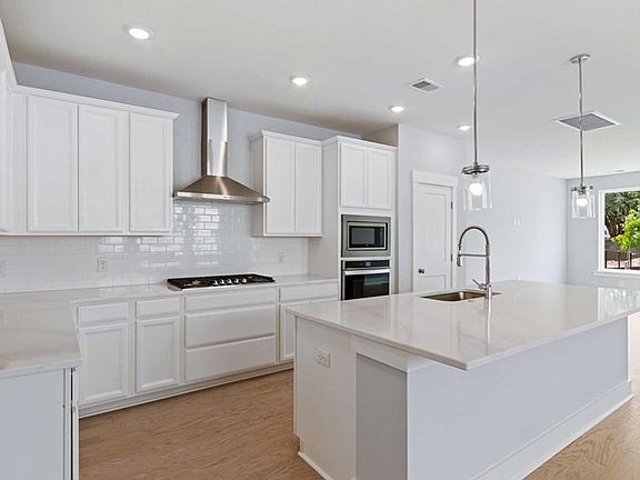 The Larston - Kitchen