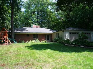 1692 Glenwood Rd, Ann Arbor, MI