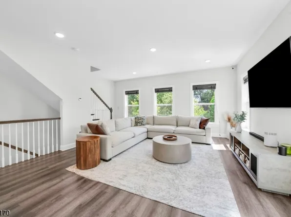 805 Abbe Rd, Little Falls Twp., NJ 07424