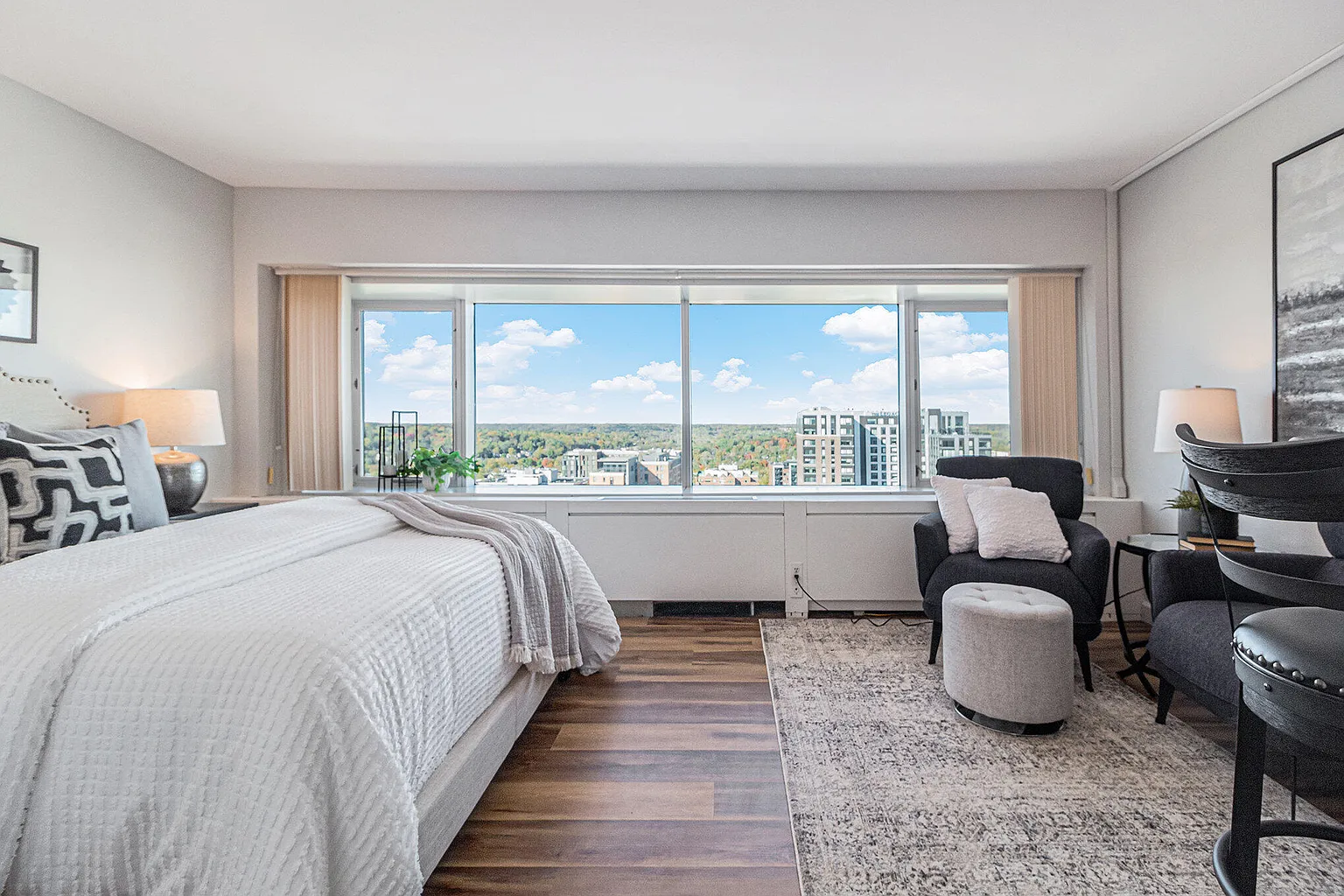 555 E William St APT 21E photo 1