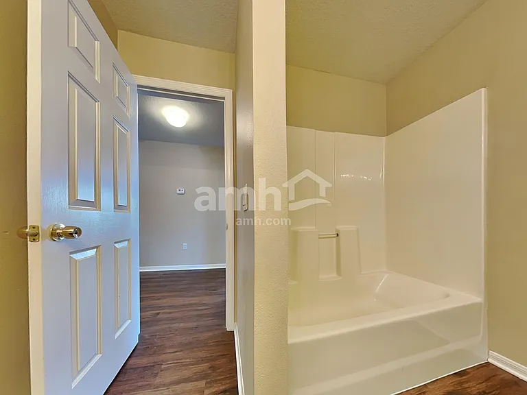 10402 Boyette Creek Blvd — Photo 16