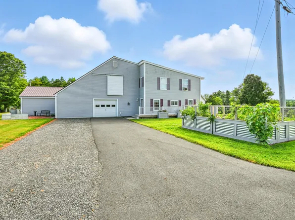 6 Meadow Drive, Sidney, ME 04330