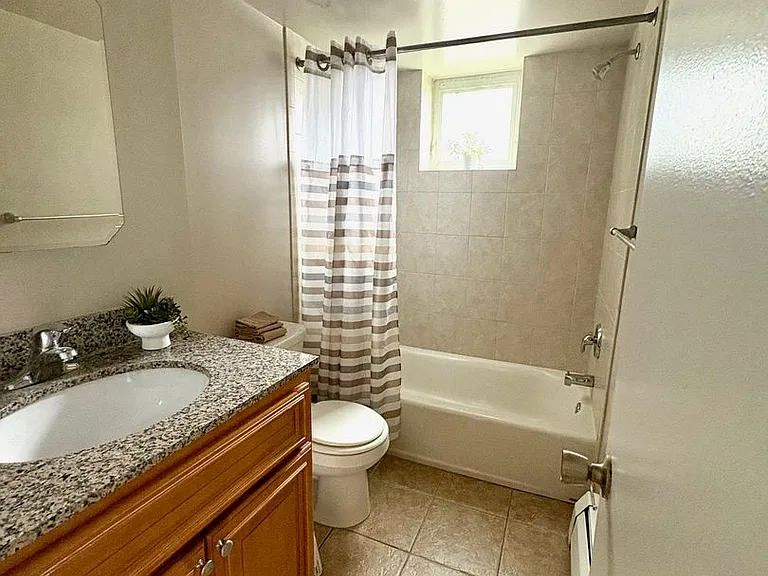 204 E Chester Pike — Photo 13